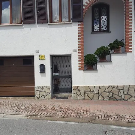 Casa Vacanze Girasole Apartment